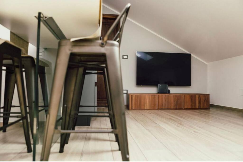 Apartmán Casa Savo - Parcheggio Gratuito Nella Blu Area Janov Exteriér fotografie