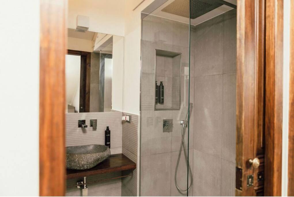 Apartmán Casa Savo - Parcheggio Gratuito Nella Blu Area Janov Exteriér fotografie