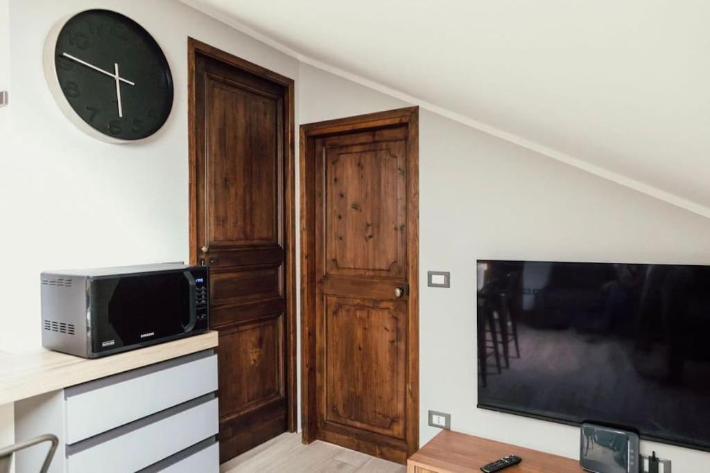 Apartmán Casa Savo - Parcheggio Gratuito Nella Blu Area Janov Exteriér fotografie