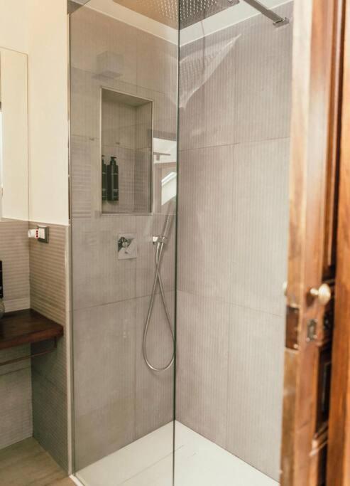 Apartmán Casa Savo - Parcheggio Gratuito Nella Blu Area Janov Exteriér fotografie