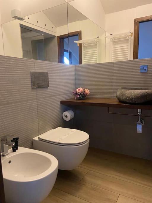 Apartmán Casa Savo - Parcheggio Gratuito Nella Blu Area Janov Exteriér fotografie
