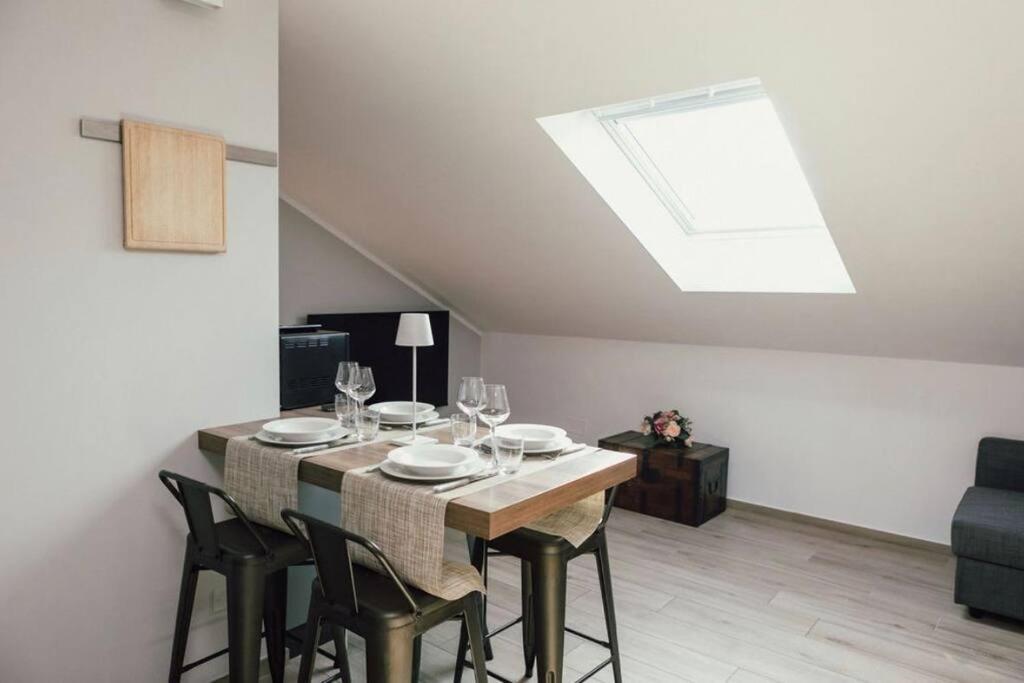 Apartmán Casa Savo - Parcheggio Gratuito Nella Blu Area Janov Exteriér fotografie